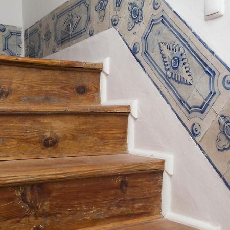 C3 Bairro Alto Cozy Romantic Loft In 18Th Century Building Lissabon Buitenkant foto