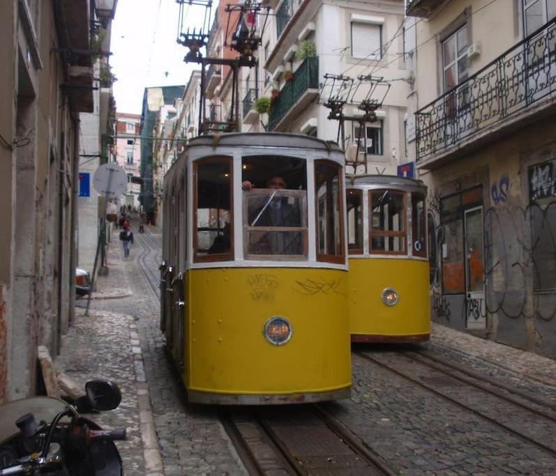 C3 Bairro Alto Cozy Romantic Loft In 18Th Century Building Lissabon Buitenkant foto