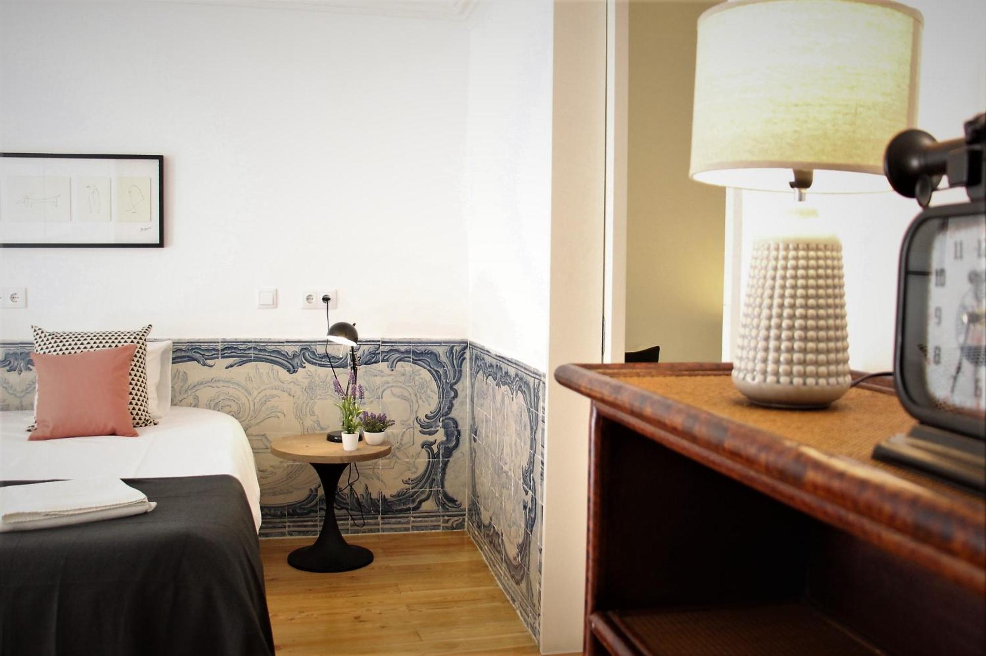 C3 Bairro Alto Cozy Romantic Loft In 18Th Century Building Lissabon Buitenkant foto