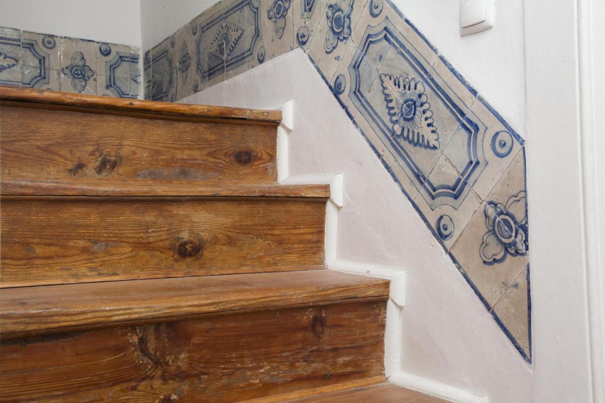 C3 Bairro Alto Cozy Romantic Loft In 18Th Century Building Lissabon Buitenkant foto